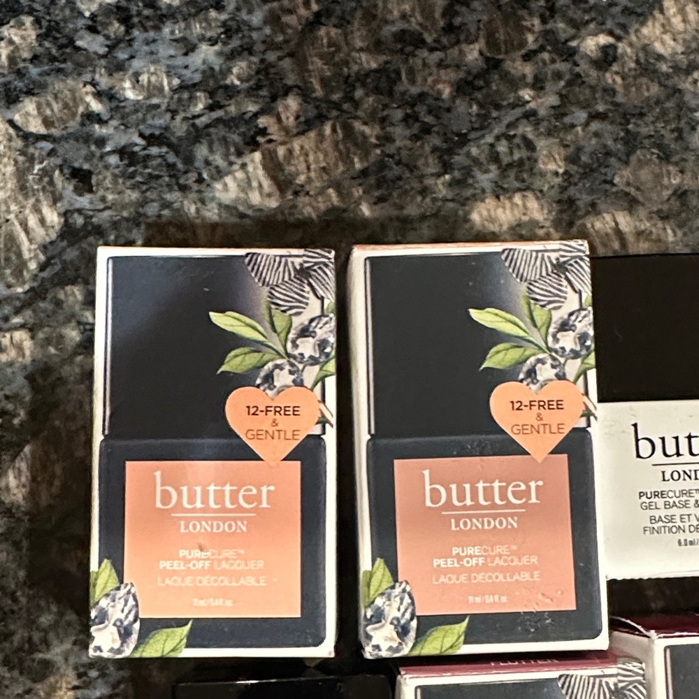 butter LONDON Nail Polish Collection - Mint, Red, Peach set of 7 - Picture 2 of 5